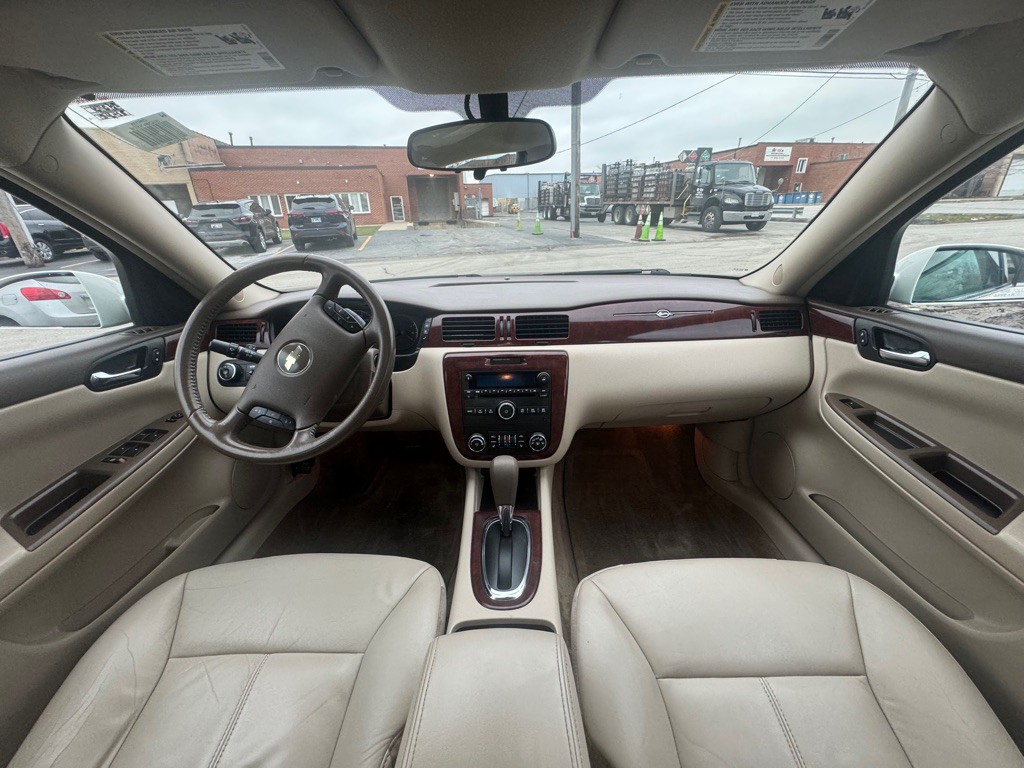 2007 Chevrolet Impala Image 12