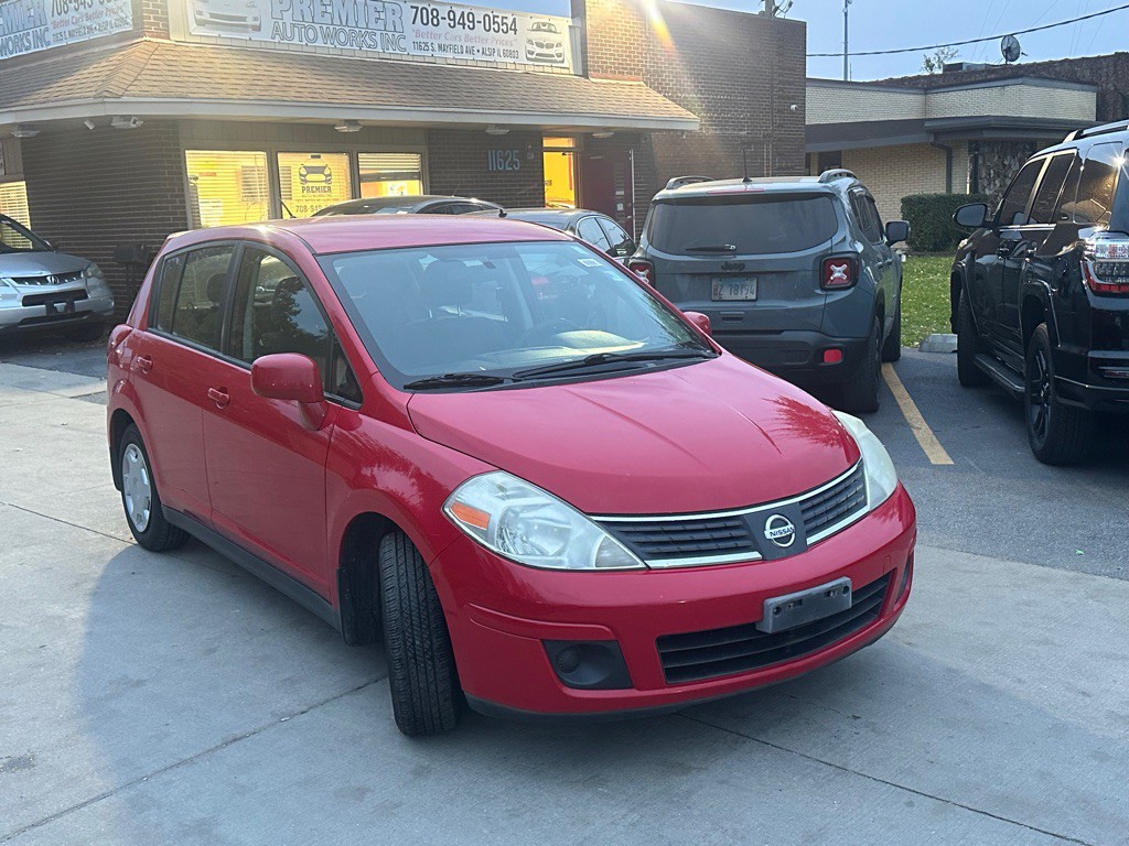 2009 Nissan Versa Image 2