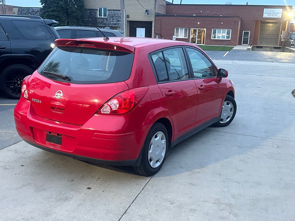 2009 Nissan Versa Image 3