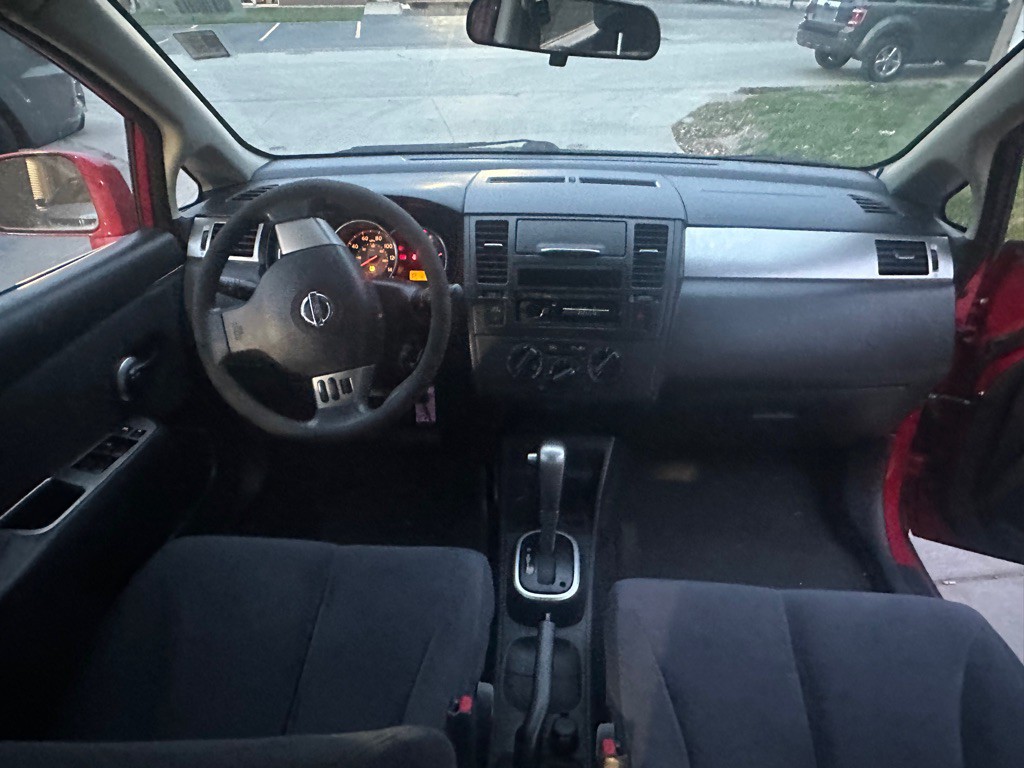 2009 Nissan Versa Image 9