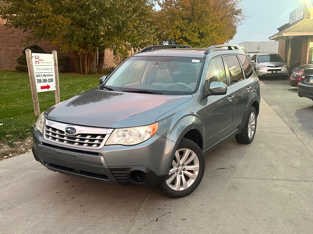 2011 Subaru Forester Image 1