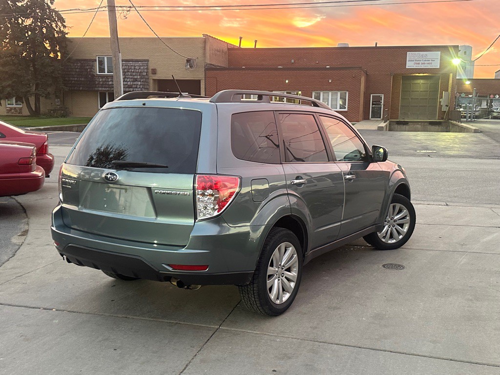 2011 Subaru Forester Image 3