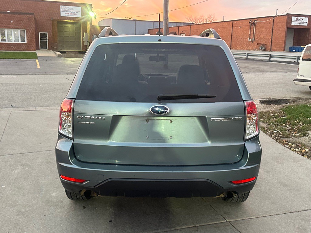 2011 Subaru Forester Image 4