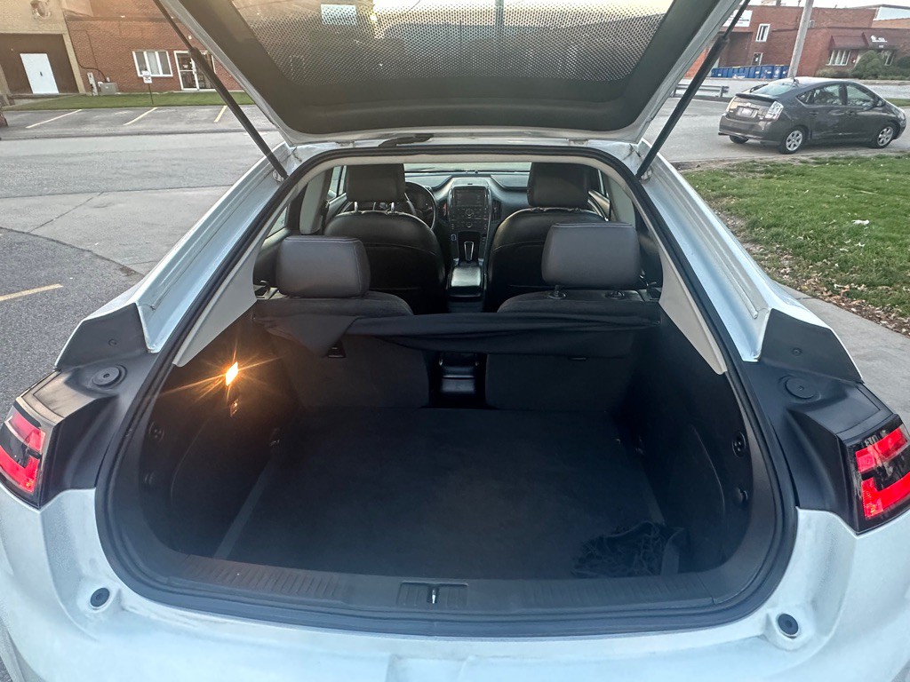 2014 Chevrolet Volt Image 11