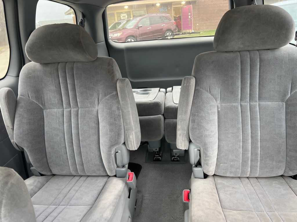 2002 Toyota Sienna Image 17