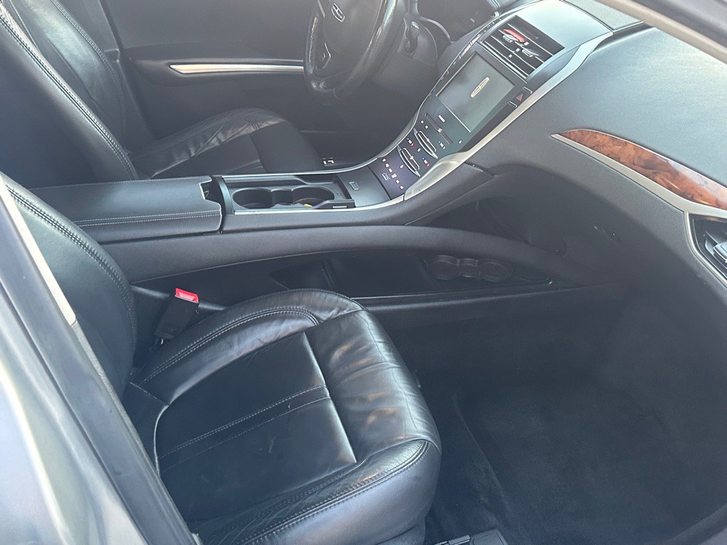 2013 Lincoln MKZ Image 7