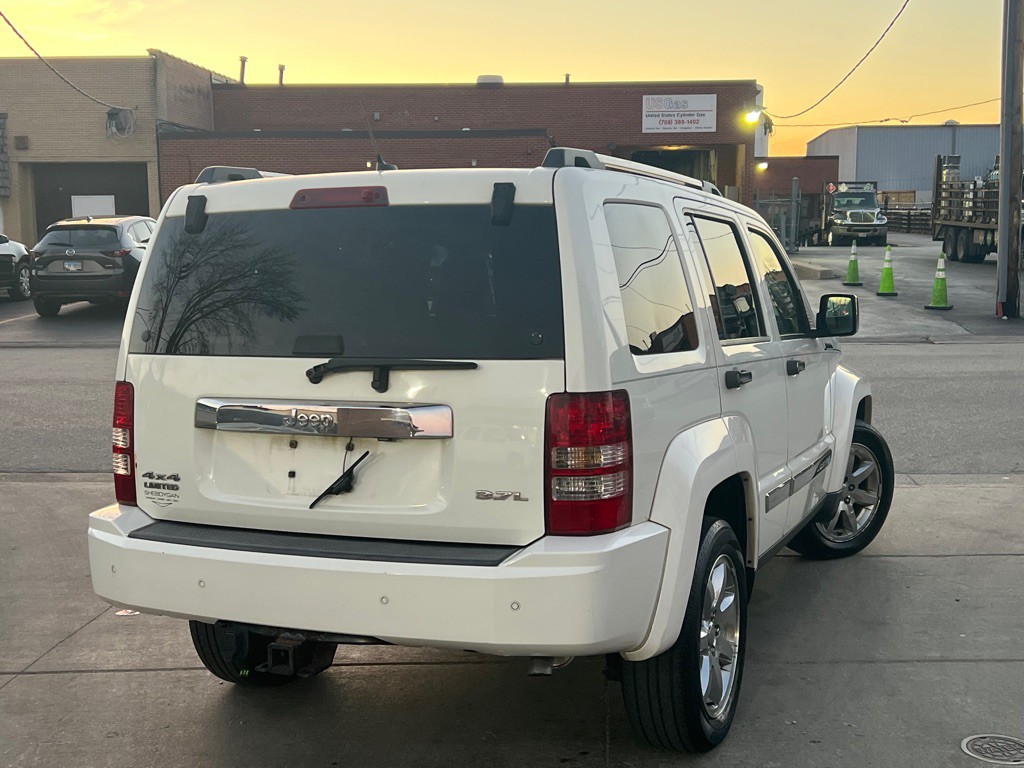 2008 Jeep Liberty Image 4