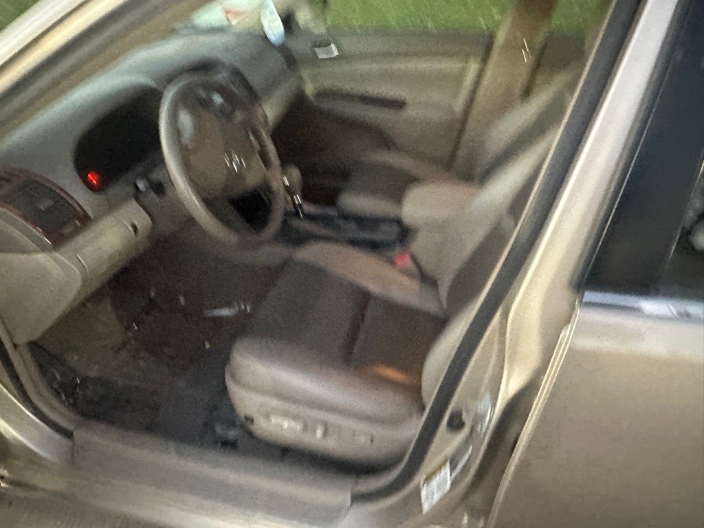 2005 Toyota Camry Image 10