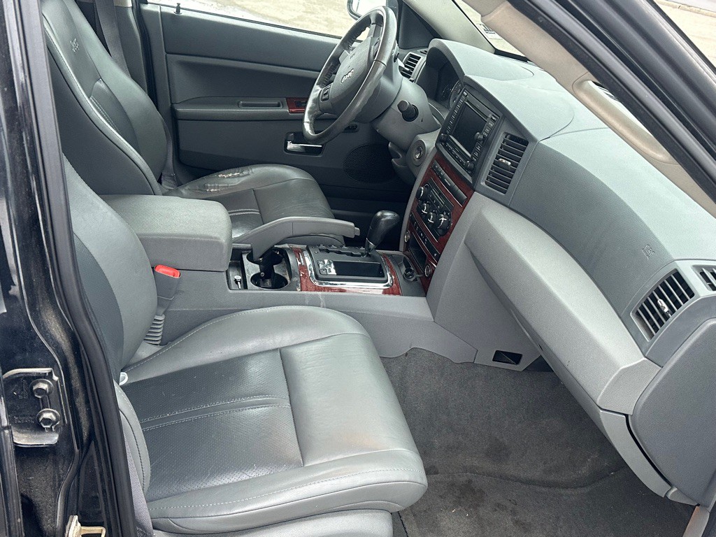 2005 Jeep Grand Cherokee Image 7