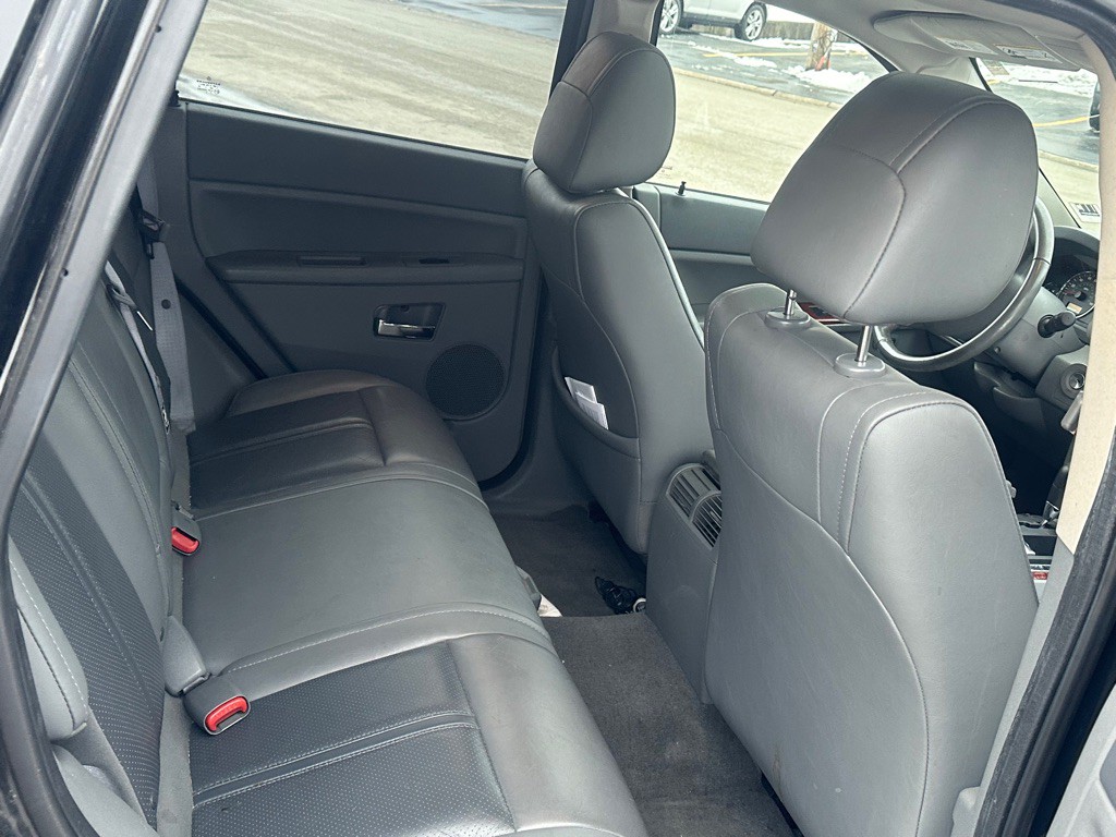2005 Jeep Grand Cherokee Image 9