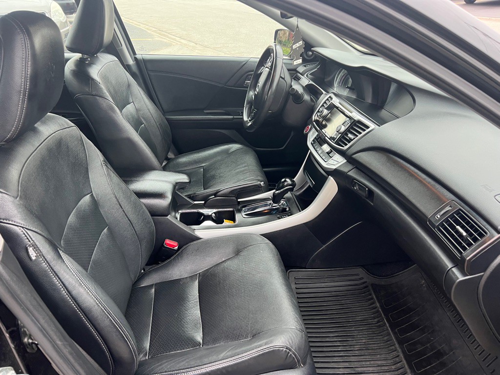 2014 Honda Accord Image 9