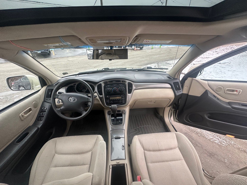 2003 Toyota Highlander Image 13