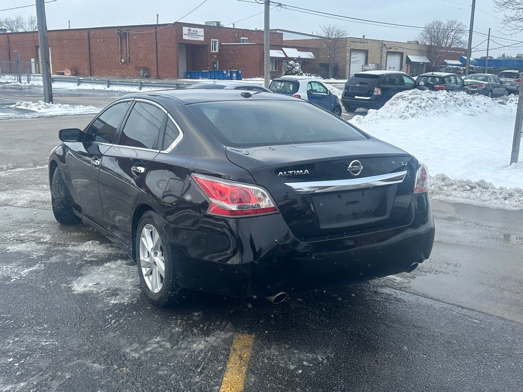 2015 Nissan Altima Image 3