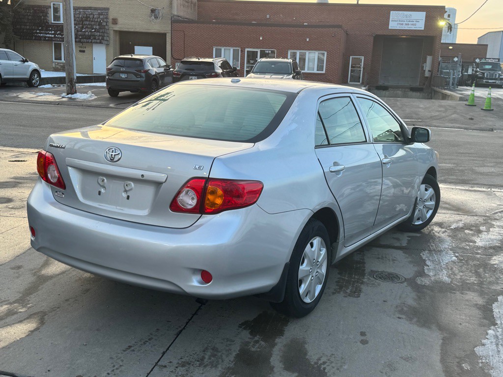 2010 Toyota Corolla Image 3