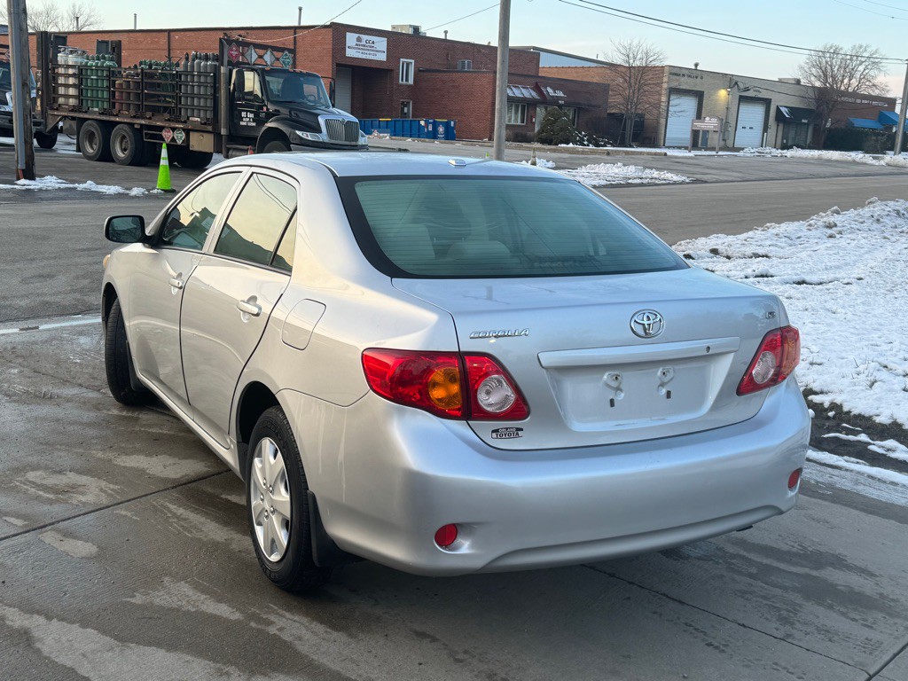 2010 Toyota Corolla Image 4