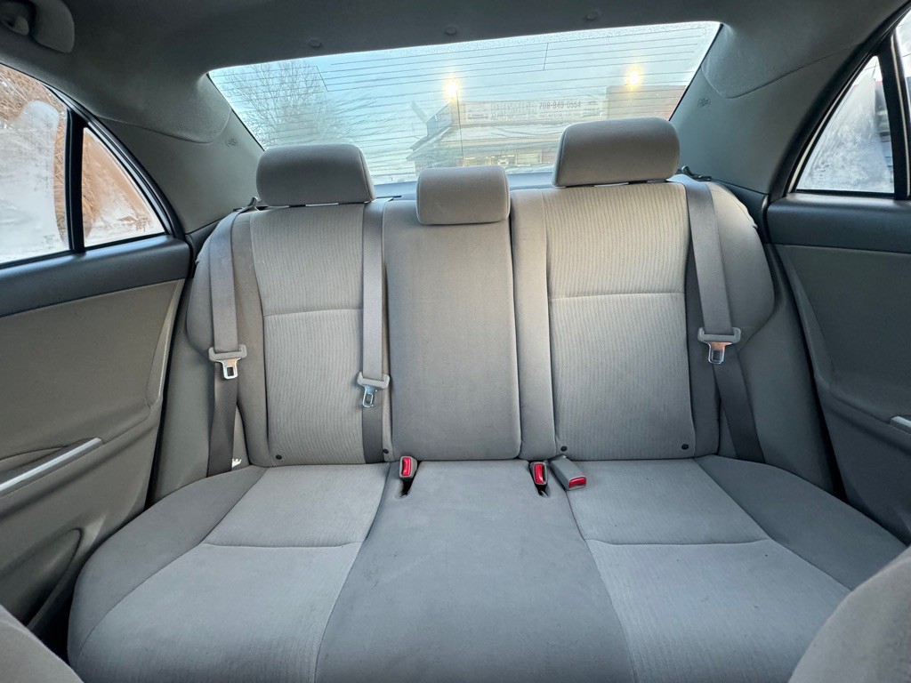 2010 Toyota Corolla Image 8