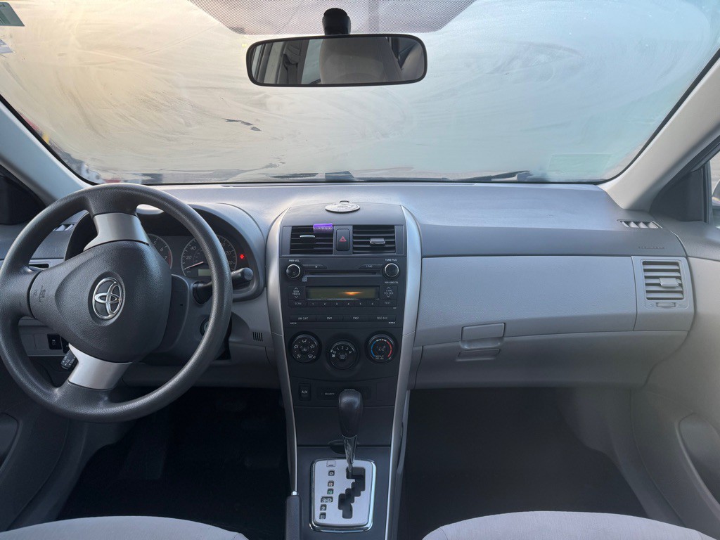 2010 Toyota Corolla Image 12