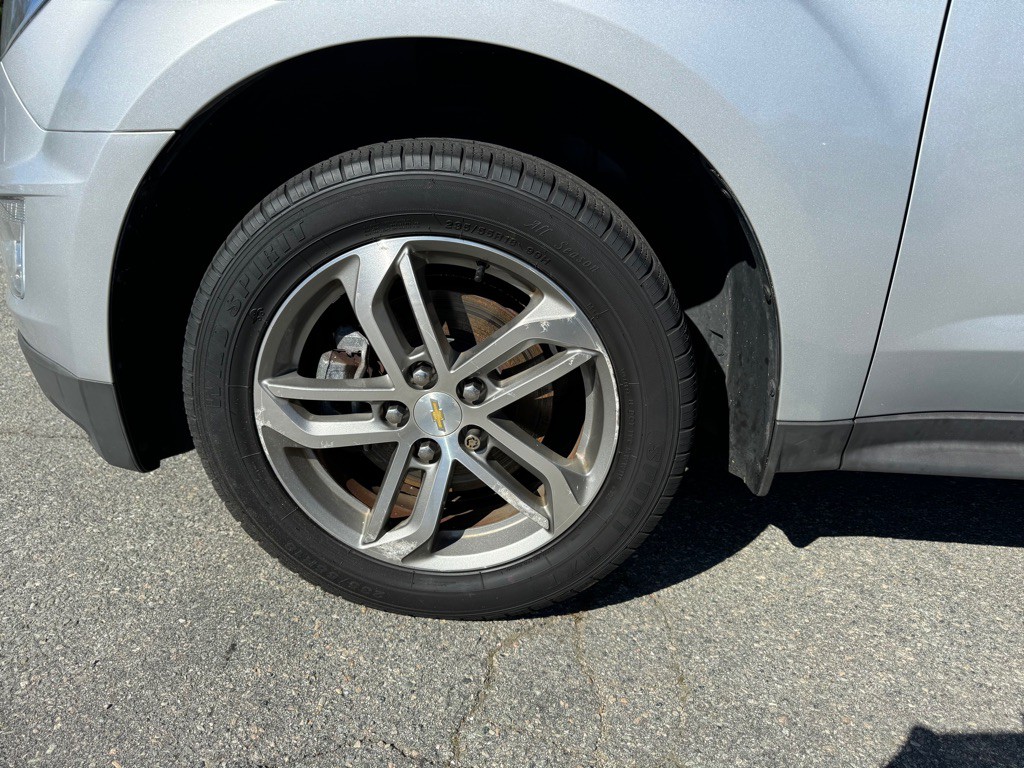 2016 Chevrolet Equinox Image 35