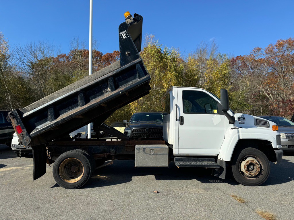 2003 Chevrolet C/K 4500 Image 5
