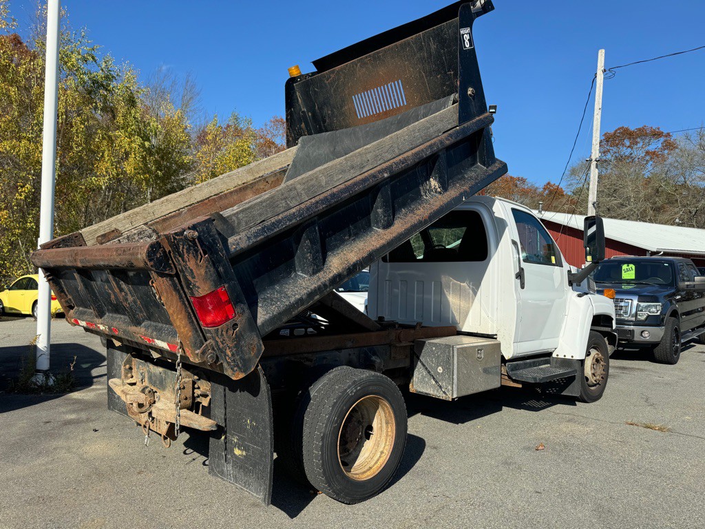 2003 Chevrolet C/K 4500 Image 6