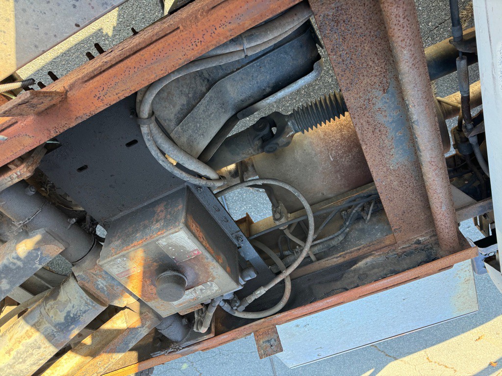 2003 Chevrolet C/K 4500 Image 24
