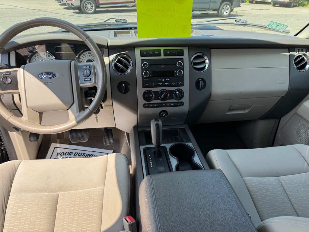 2012 Ford Expedition Image 11