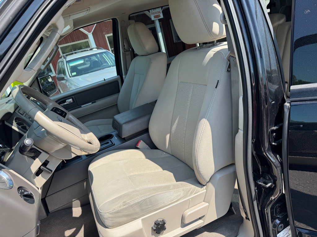 2012 Ford Expedition Image 13