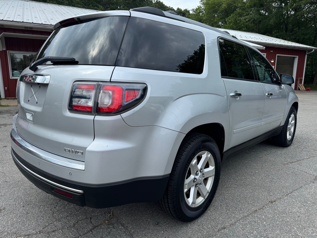 2016 GMC Acadia Image 8