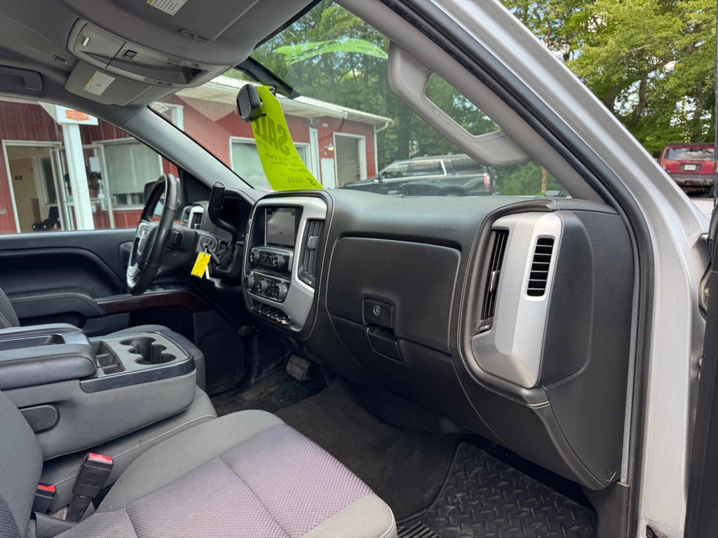 2016 GMC Sierra Image 18