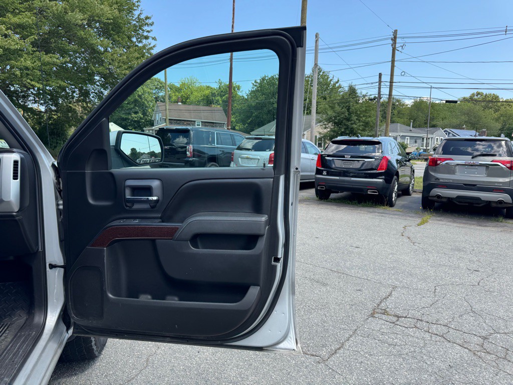 2016 GMC Sierra Image 24