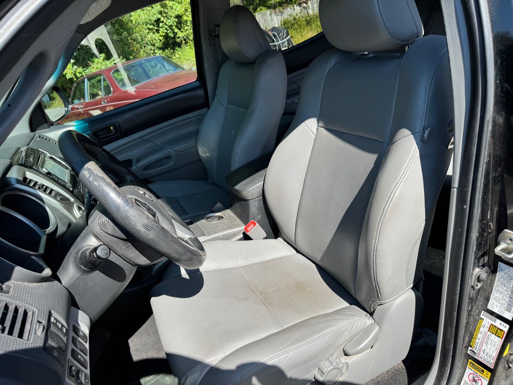 2014 Toyota Tacoma Image 13