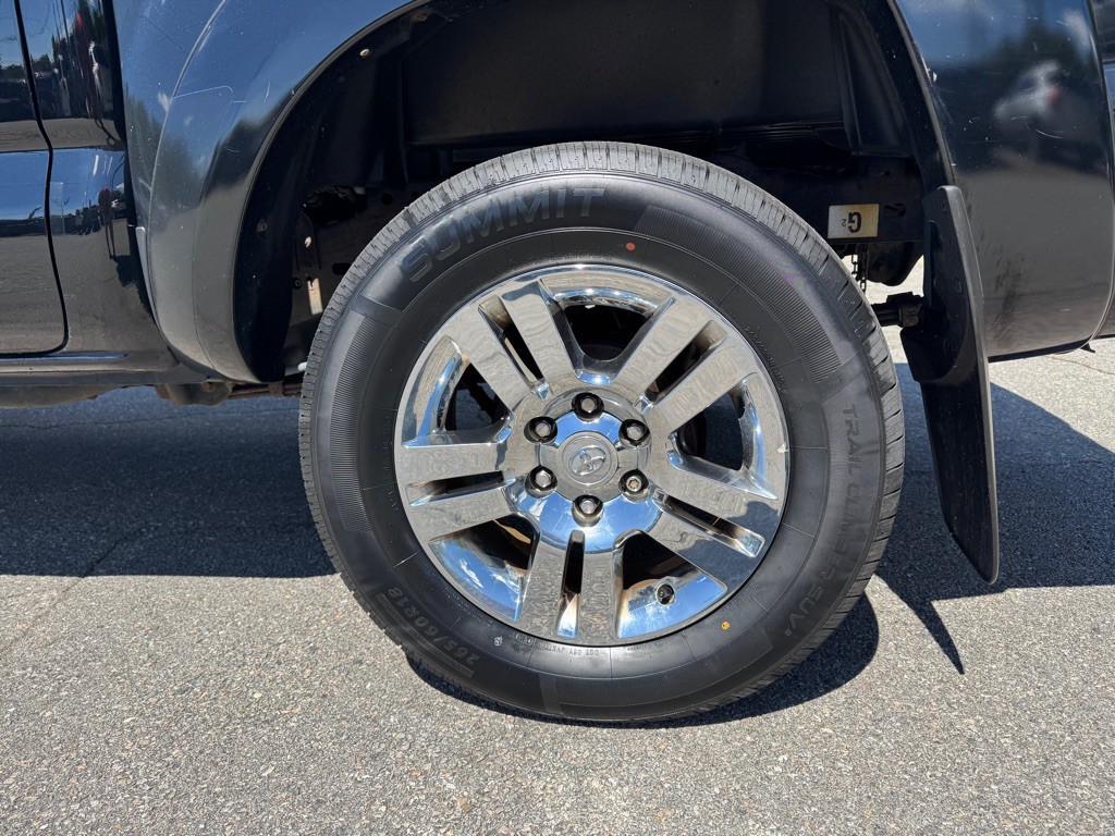 2014 Toyota Tacoma Image 35