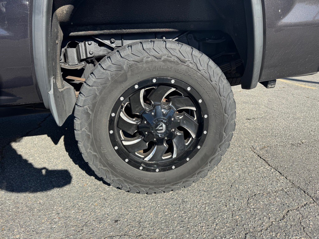 2015 GMC Sierra Image 37