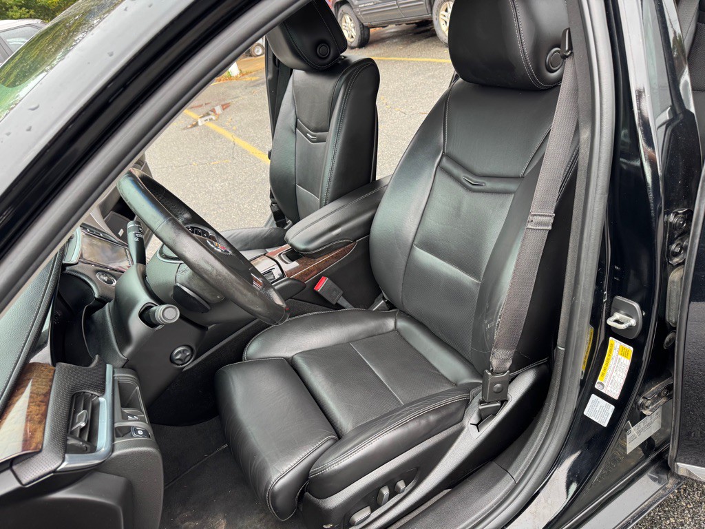 2013 Cadillac XTS Image 12