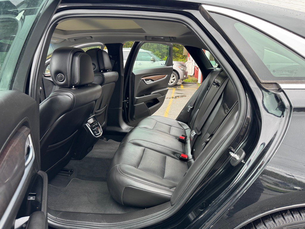 2013 Cadillac XTS Image 13