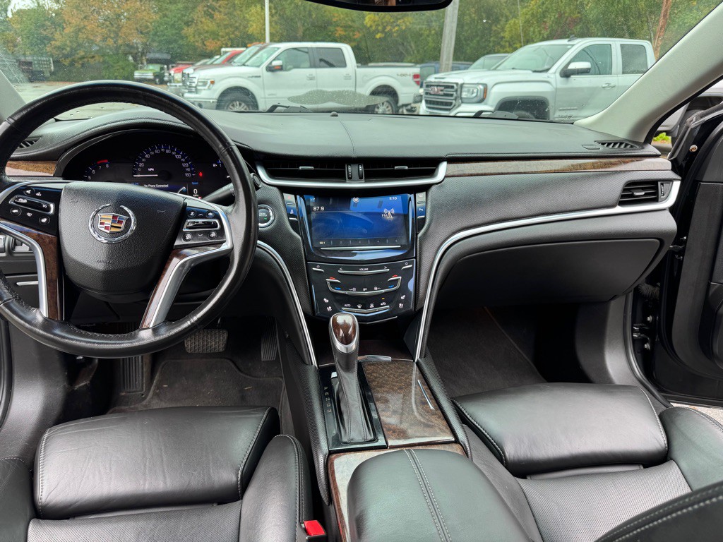 2013 Cadillac XTS Image 19