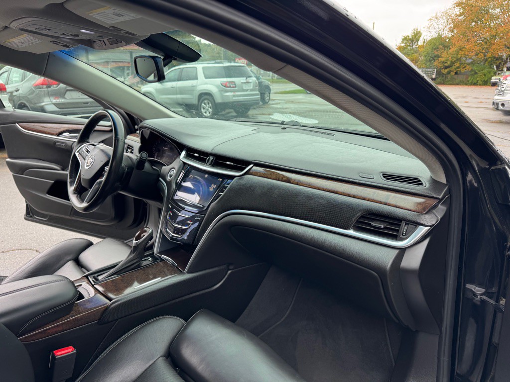 2013 Cadillac XTS Image 22
