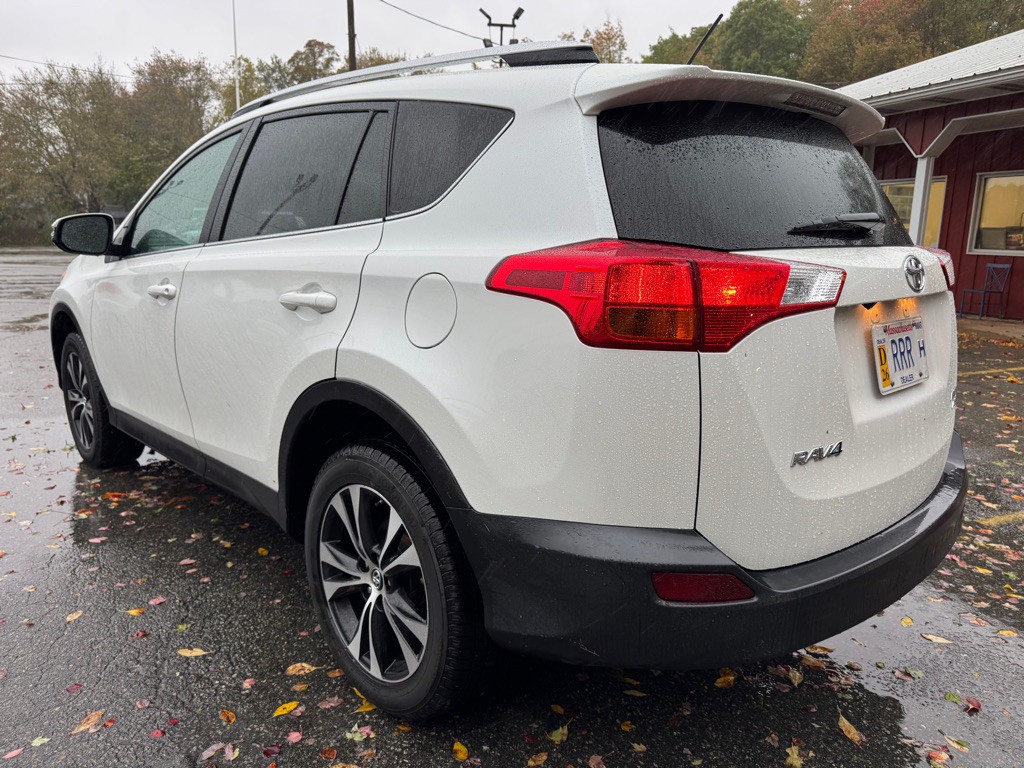 2015 Toyota Rav4 Image 3