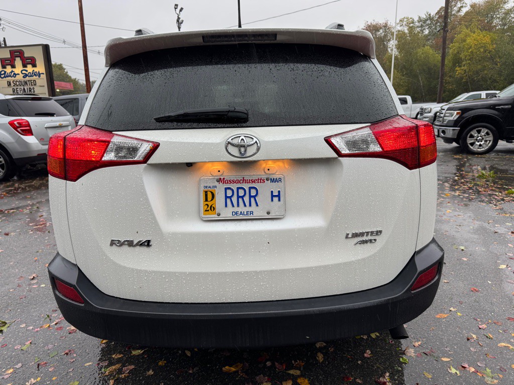2015 Toyota Rav4 Image 5