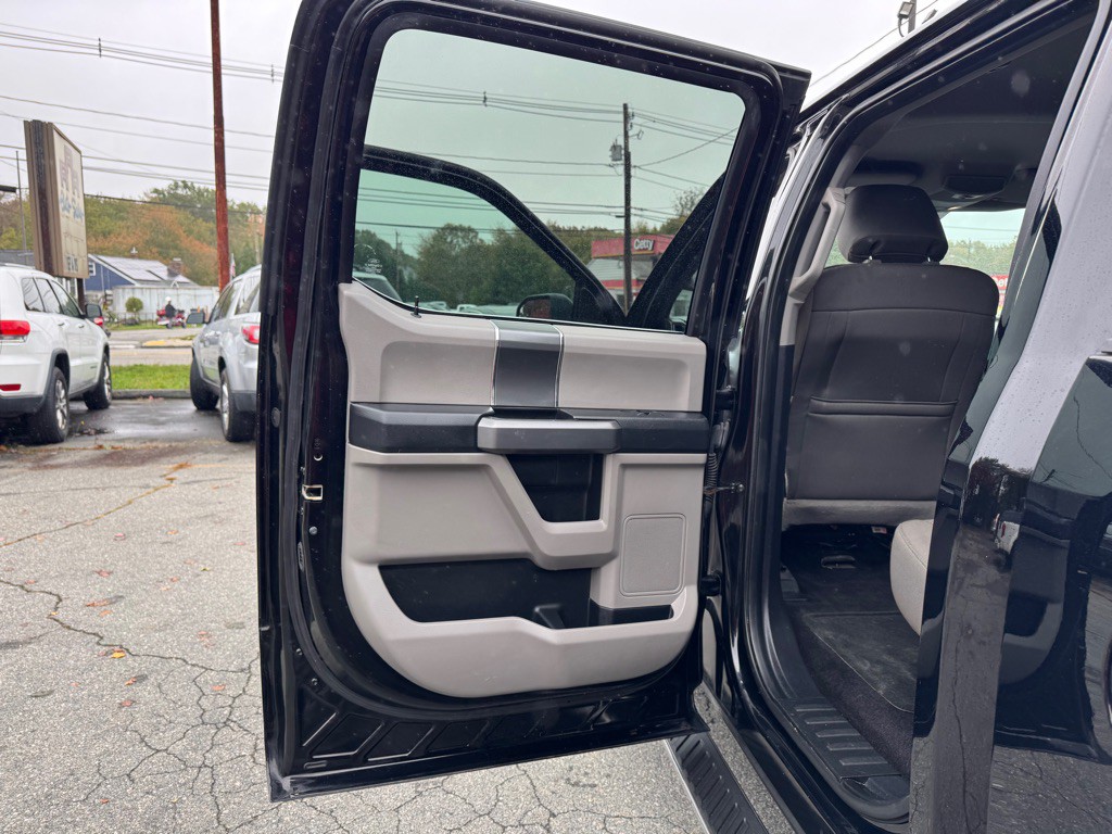 2016 Ford F-150 Image 19