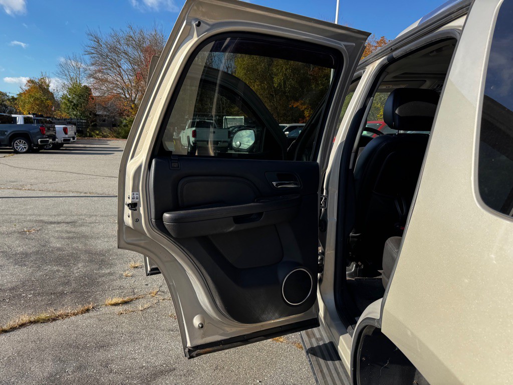 2009 GMC Yukon Image 18