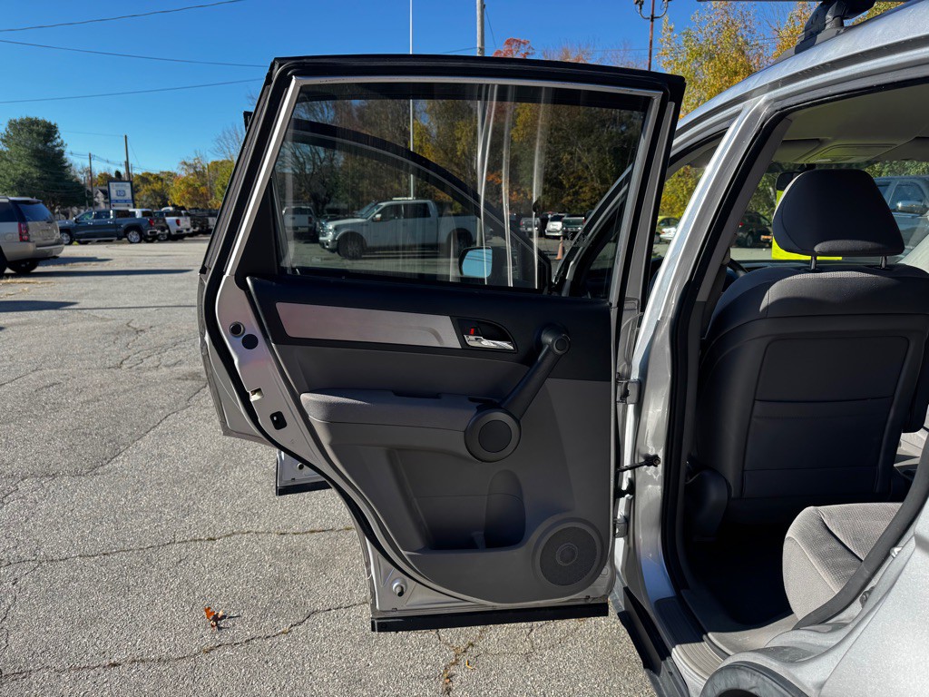 2011 Honda CR-V Image 17