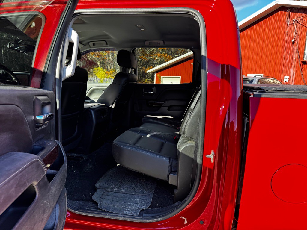 2015 GMC Sierra Image 14