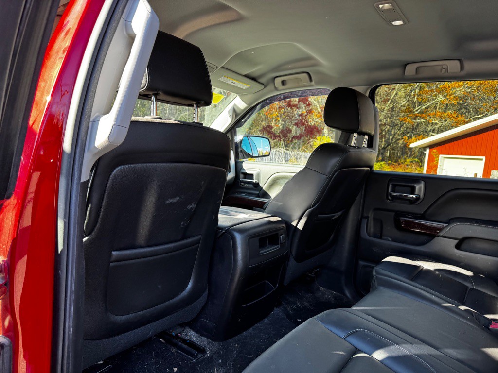 2015 GMC Sierra Image 15