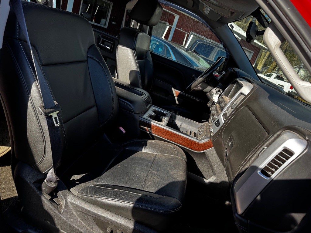 2015 GMC Sierra Image 22