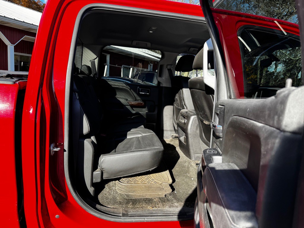 2015 GMC Sierra Image 23