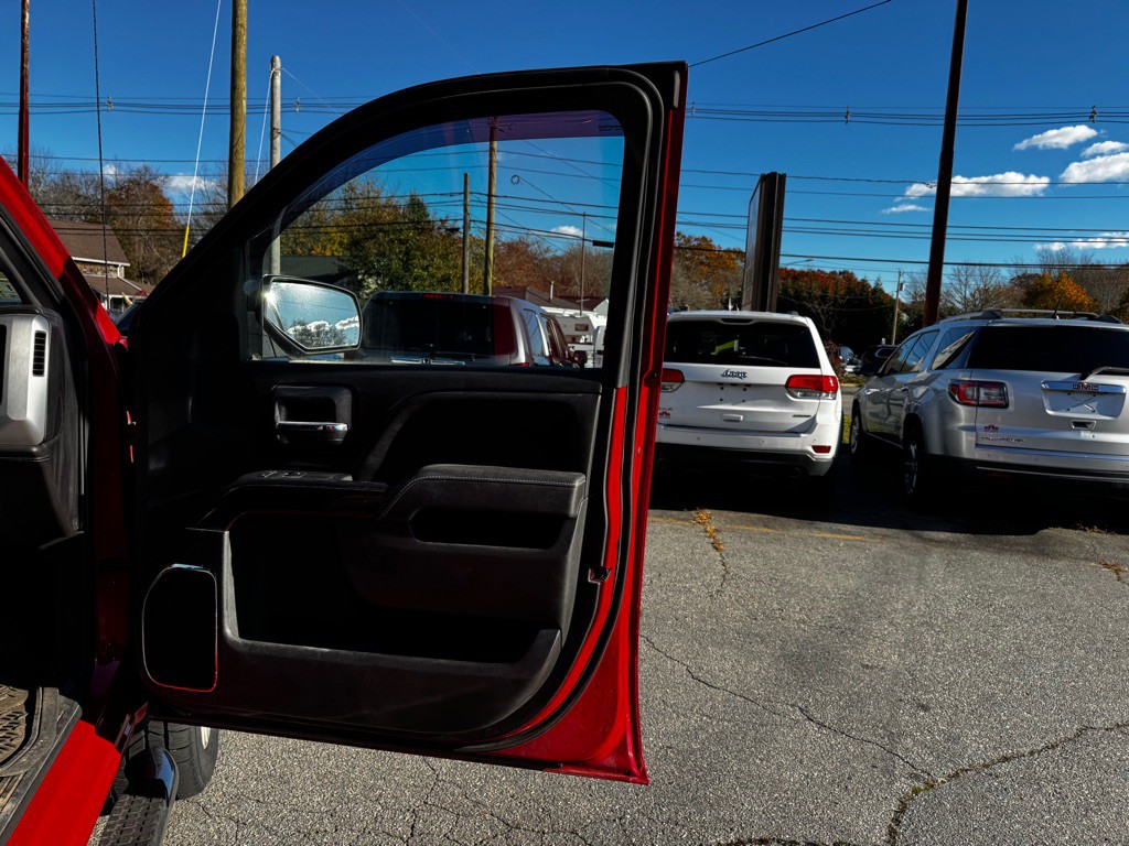 2015 GMC Sierra Image 26