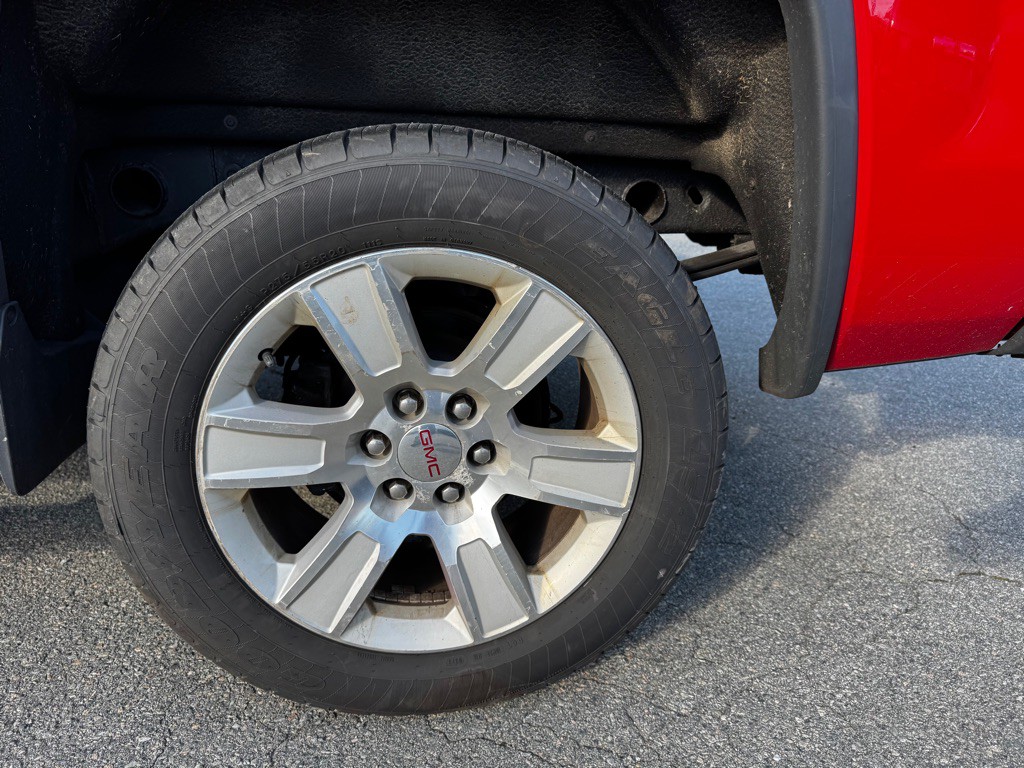 2015 GMC Sierra Image 34