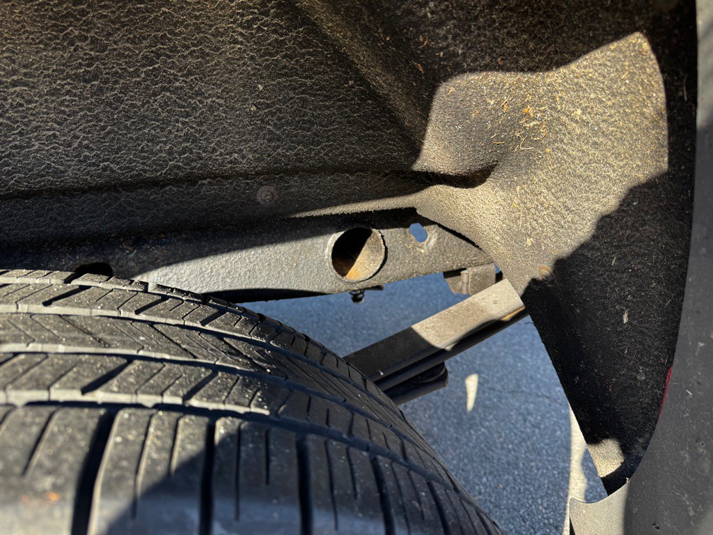 2015 GMC Sierra Image 36