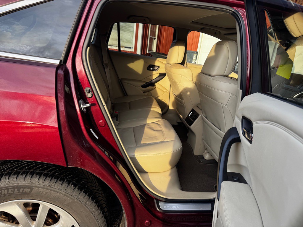 2017 Acura RDX Image 25